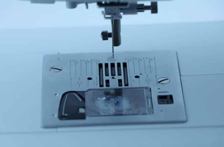 Top 5 Affordable Long Arm Quilting Machines for 2023 VAULT50